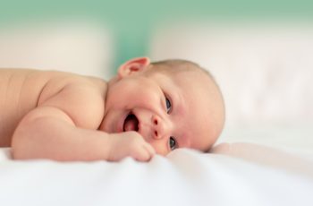 Papinha para bebês, o guia completo de introdução alimentar
